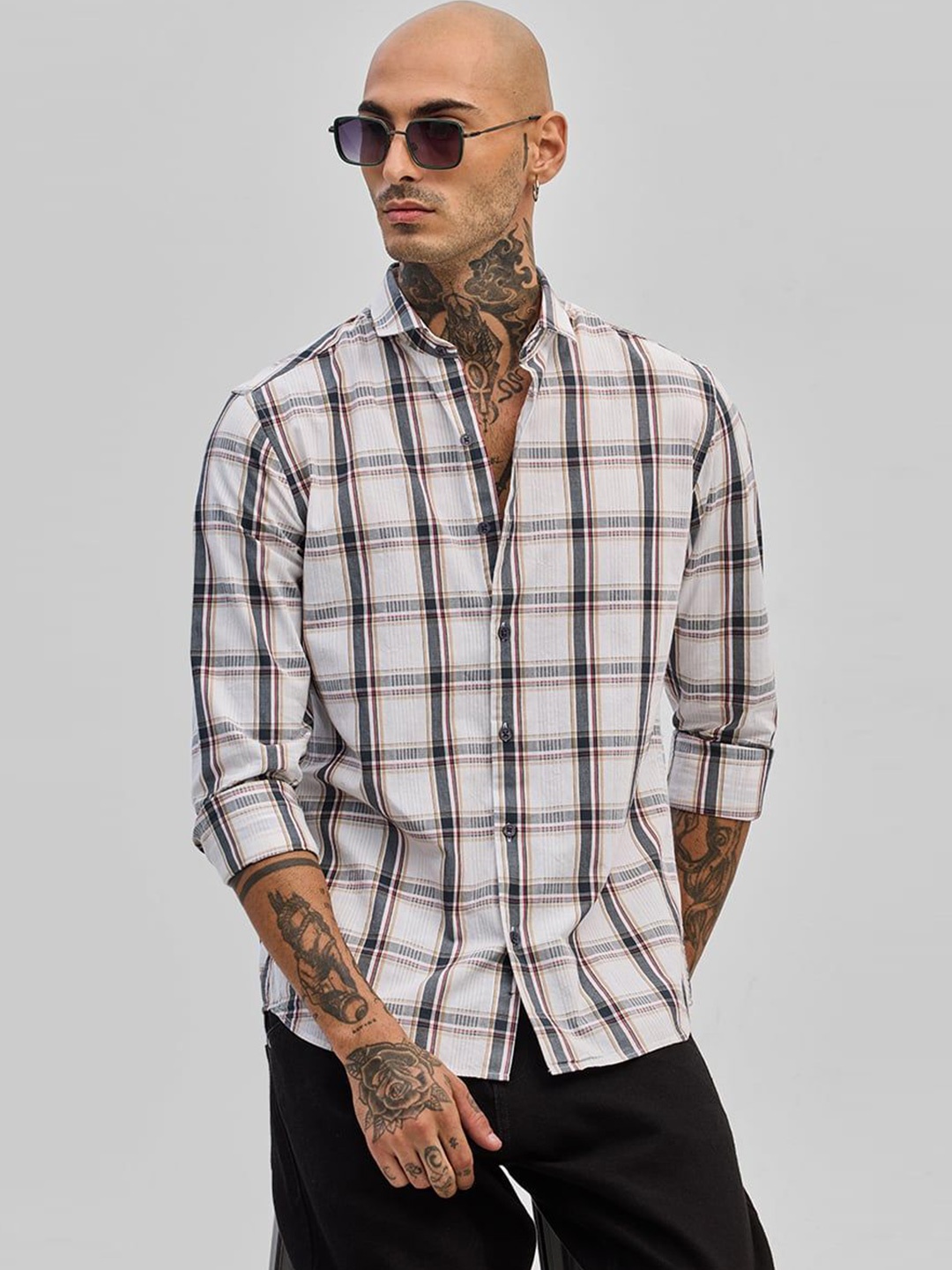 

Snitch Men Smart Spread Collar Tartan Checked Cotton Casual Shirt, Off white