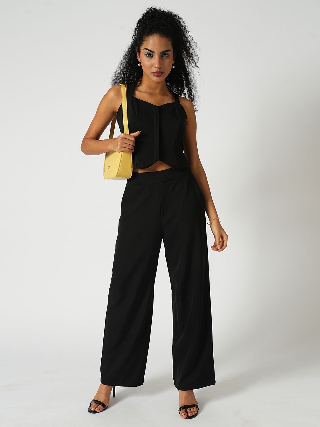 

Globus Sweetheart Neck Cross Straps Back Designed Crop Top With Trousers Party Co-Ord Set, Black