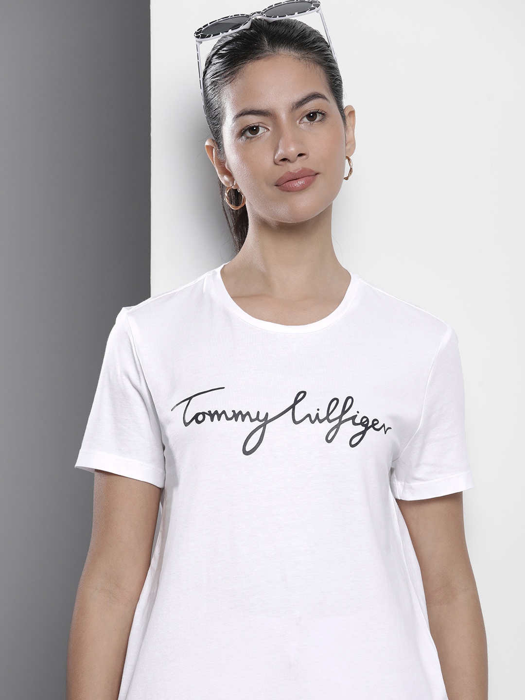 

Tommy Hilfiger Brand Logo Printed Pure Cotton T-shirt, White