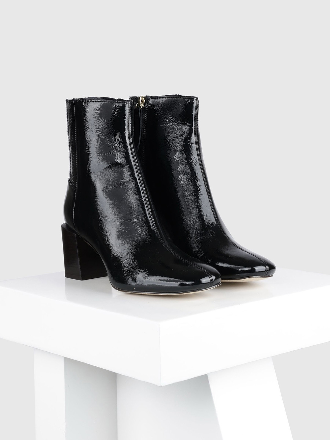

Oroh Women Ankle-Boots, Black