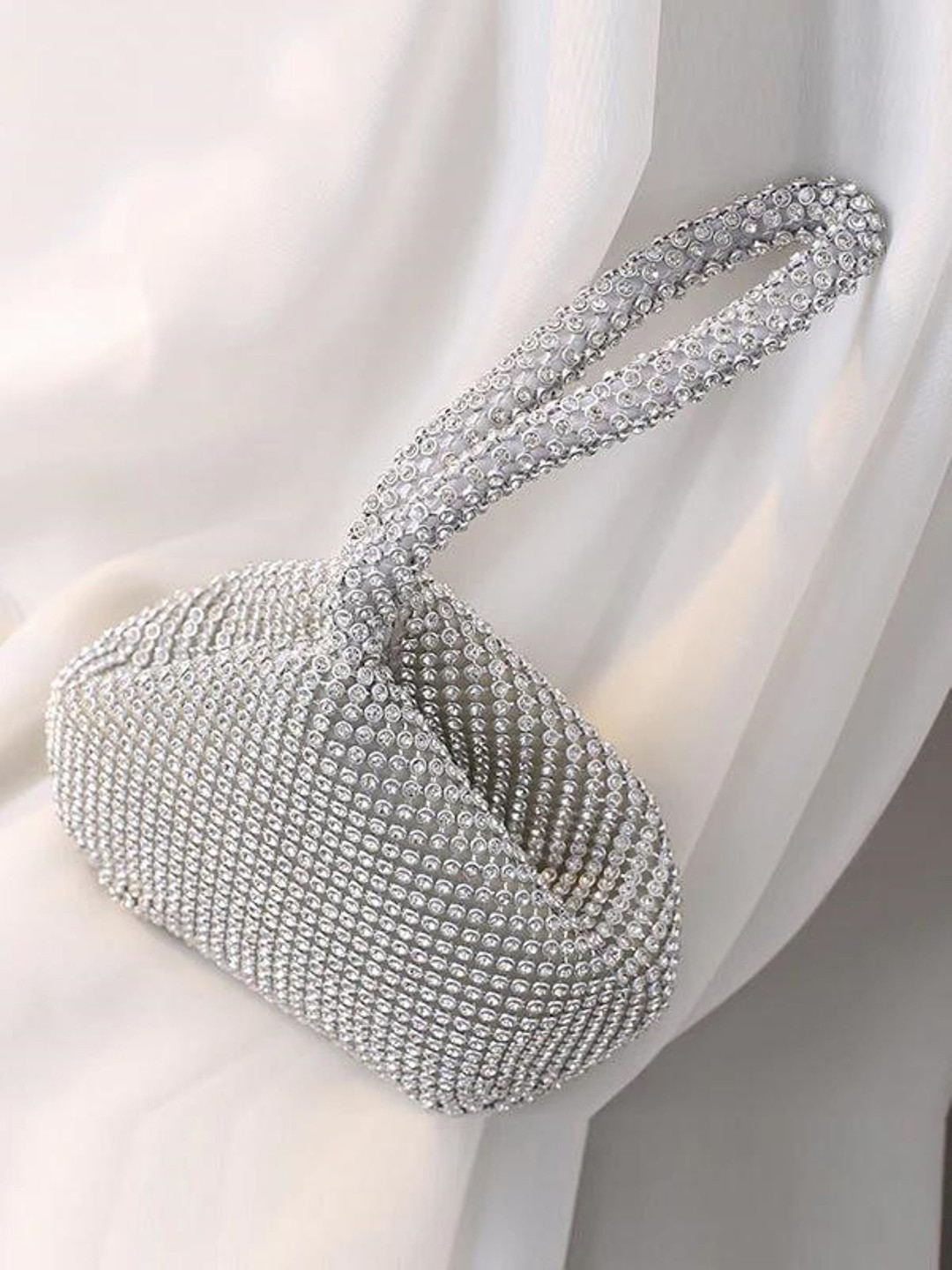 

StyleAsh Women Embellished Swagger Handheld Bag, Silver