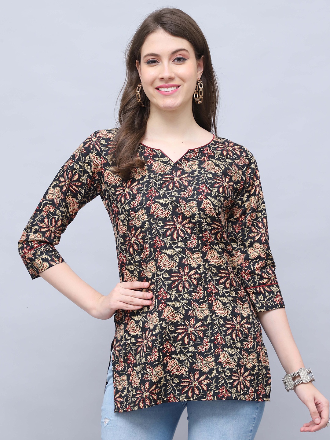 

Rajnandini Sweetheart Neck Printed Ethnic Tunic, Black