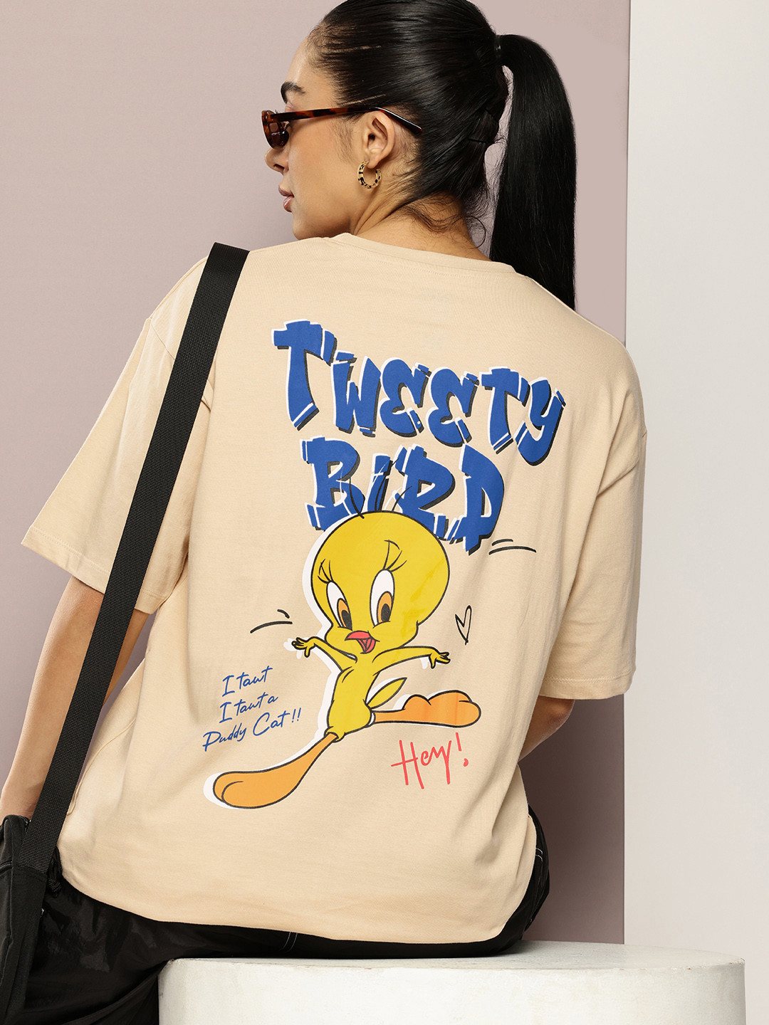 

Kook N Keech Looney Tunes Printed Drop-Shoulder Sleeves Pure Cotton Oversized T-shirt, Beige