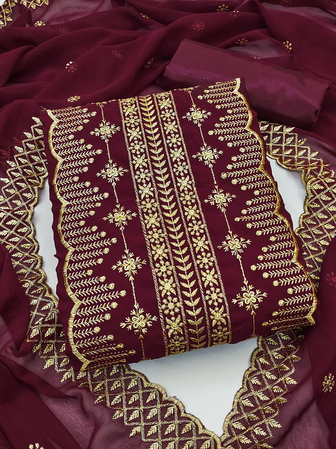 

Maroosh Ethnic Motifs Embroidered Unstitched Dress Material, Magenta