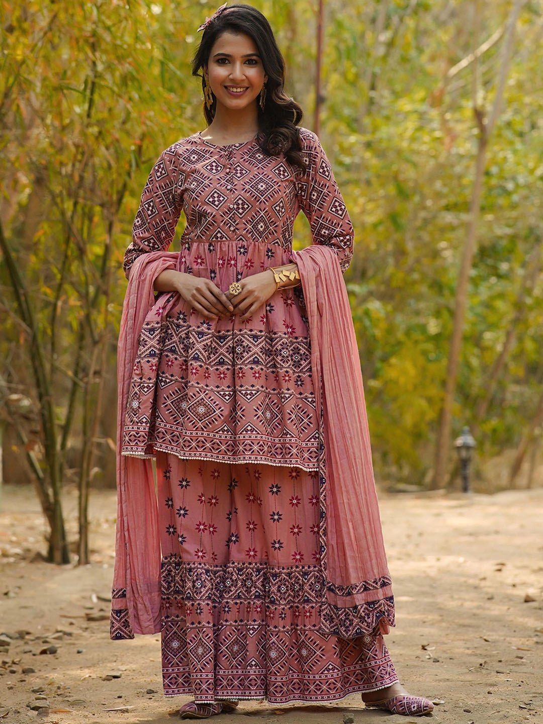 

Juniper Ethnic Motifs Printed Pure Cotton Kurti With Palazzos & Dupatta, Peach