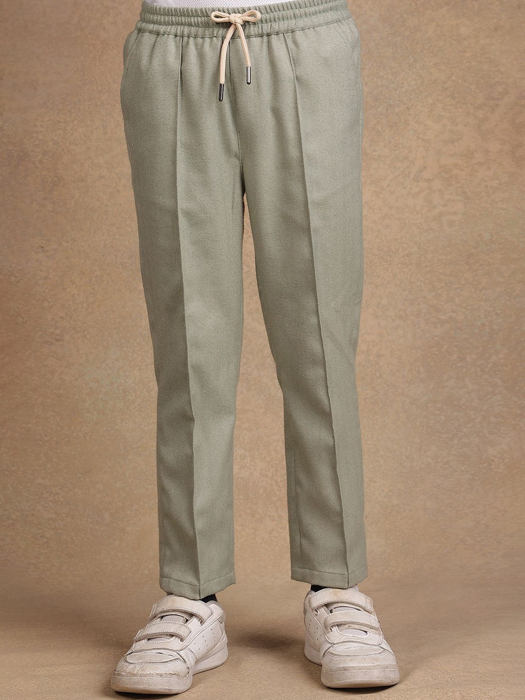 

One Friday Boys Relaxed Mid-Rise Regular Trousers, Green