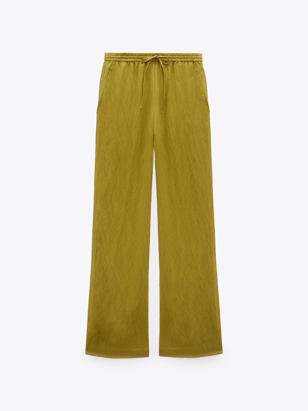 

ZARA Women Trousers, Na