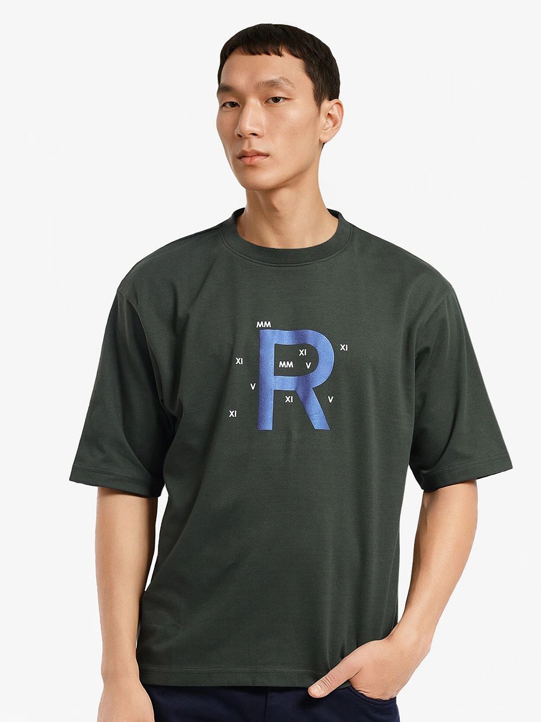 

RARE RABBIT Men Typography Printed Relaxed Fit Pure Cotton T-shirt, Olive