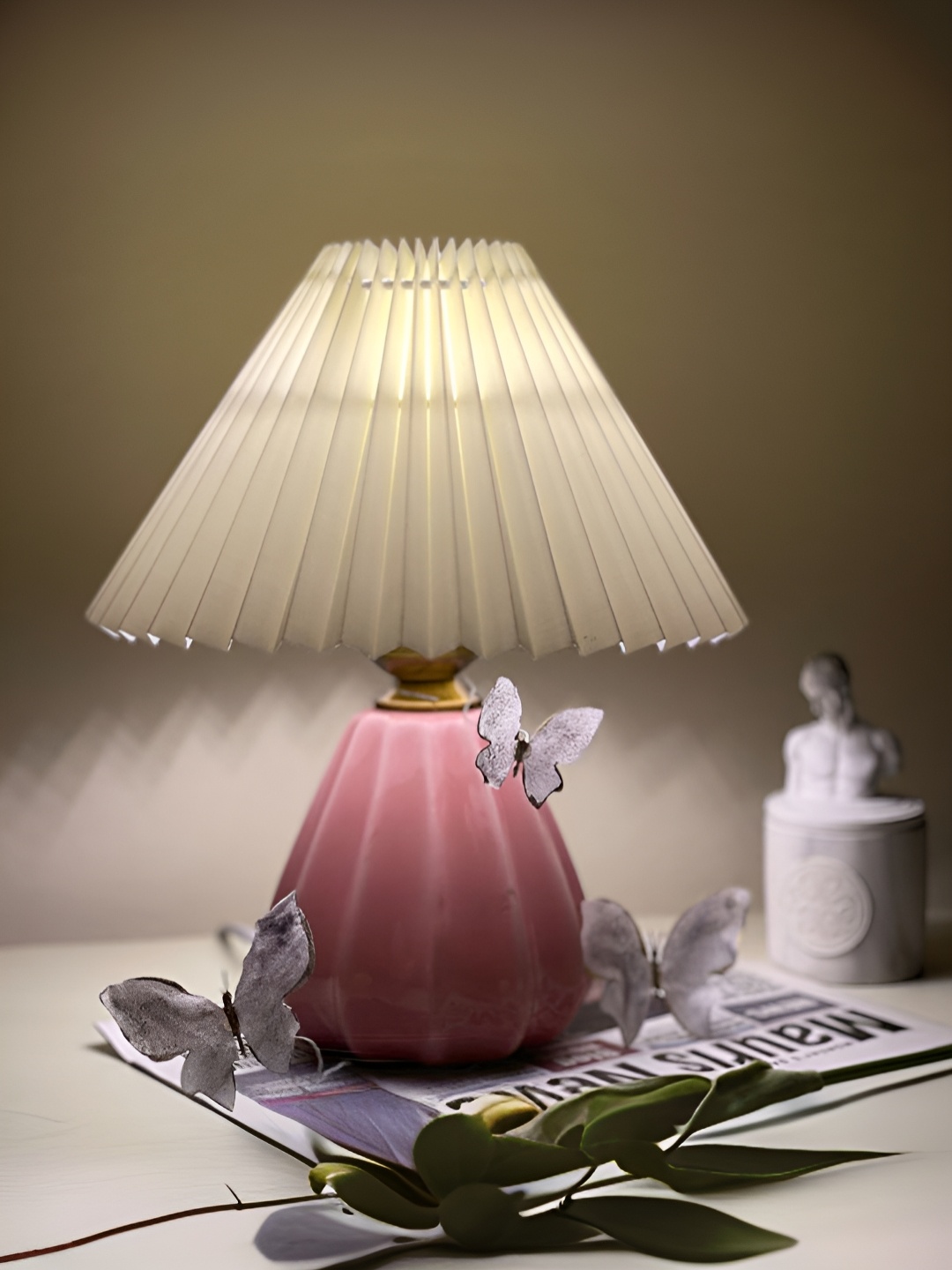 

The Better Home Pink & White Contemporary Ceramic Table Lamp