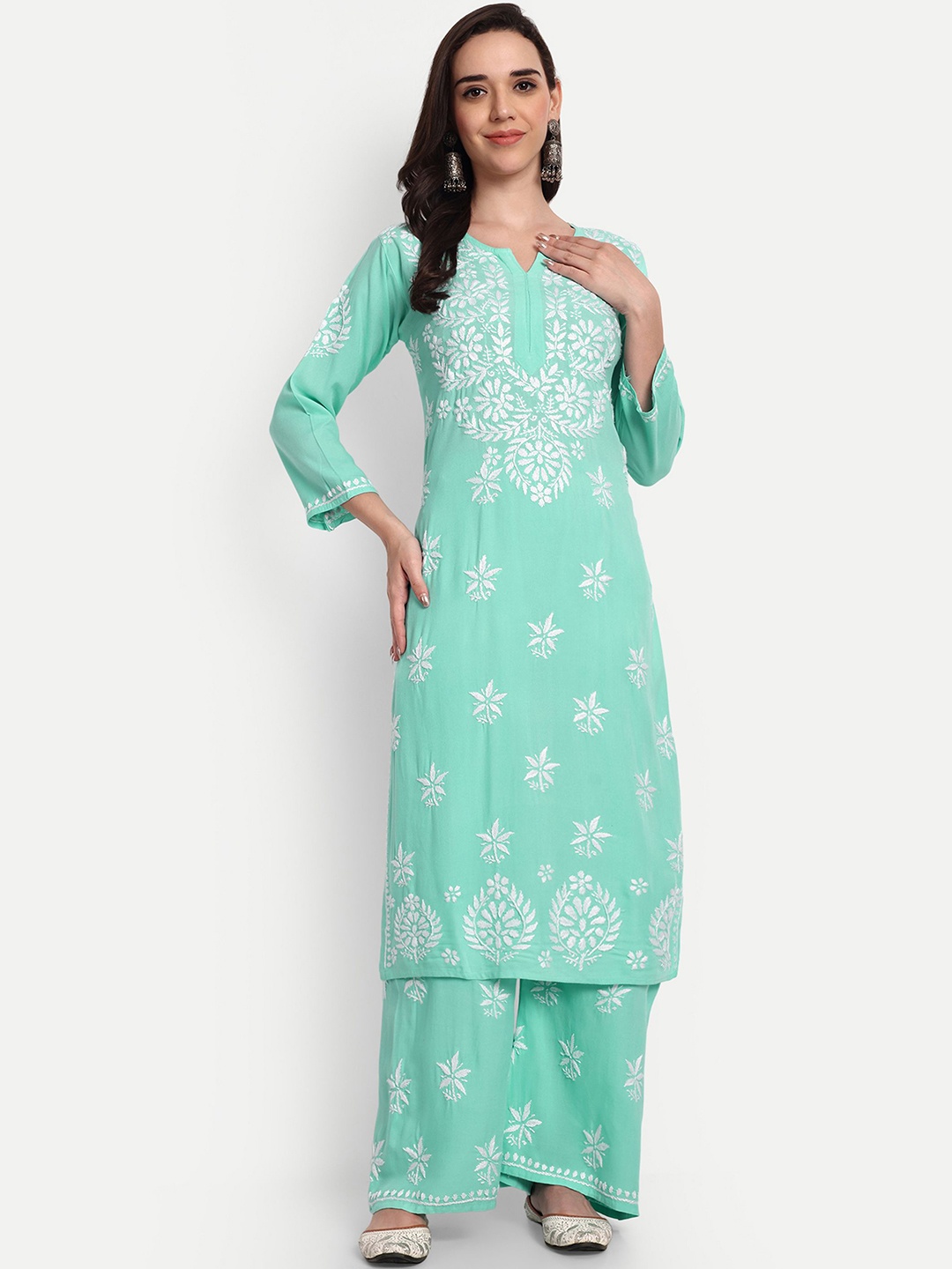 

Indiankala4u Ethnic Motifs Embroidered Chikankari Straight Kurta With Palazzos, Sea green