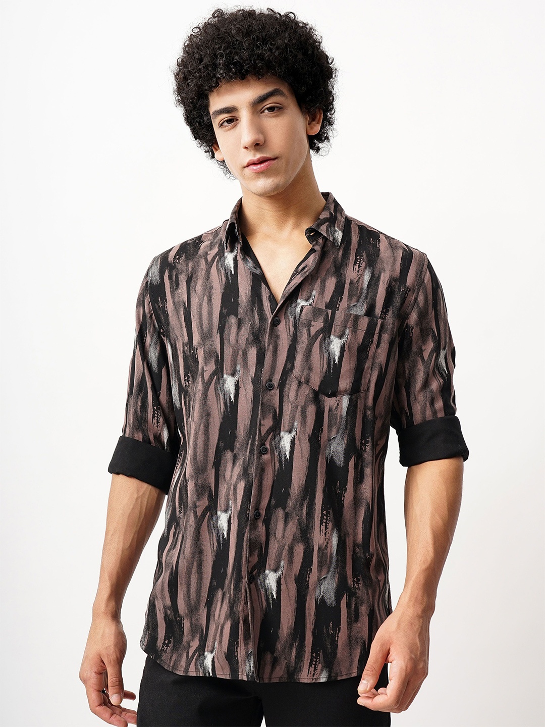 

British Club Men Classic Spread Collar Abstract printed Slim Fit Casual Shirt, Brown