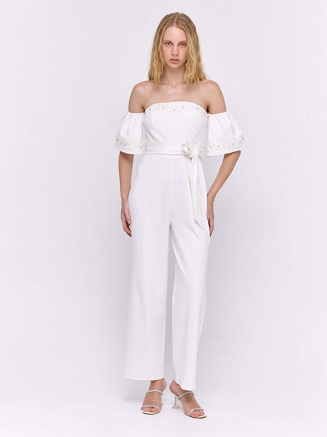 

COVER STORY Off-Shoulder Basic Jumpsuit, Off white