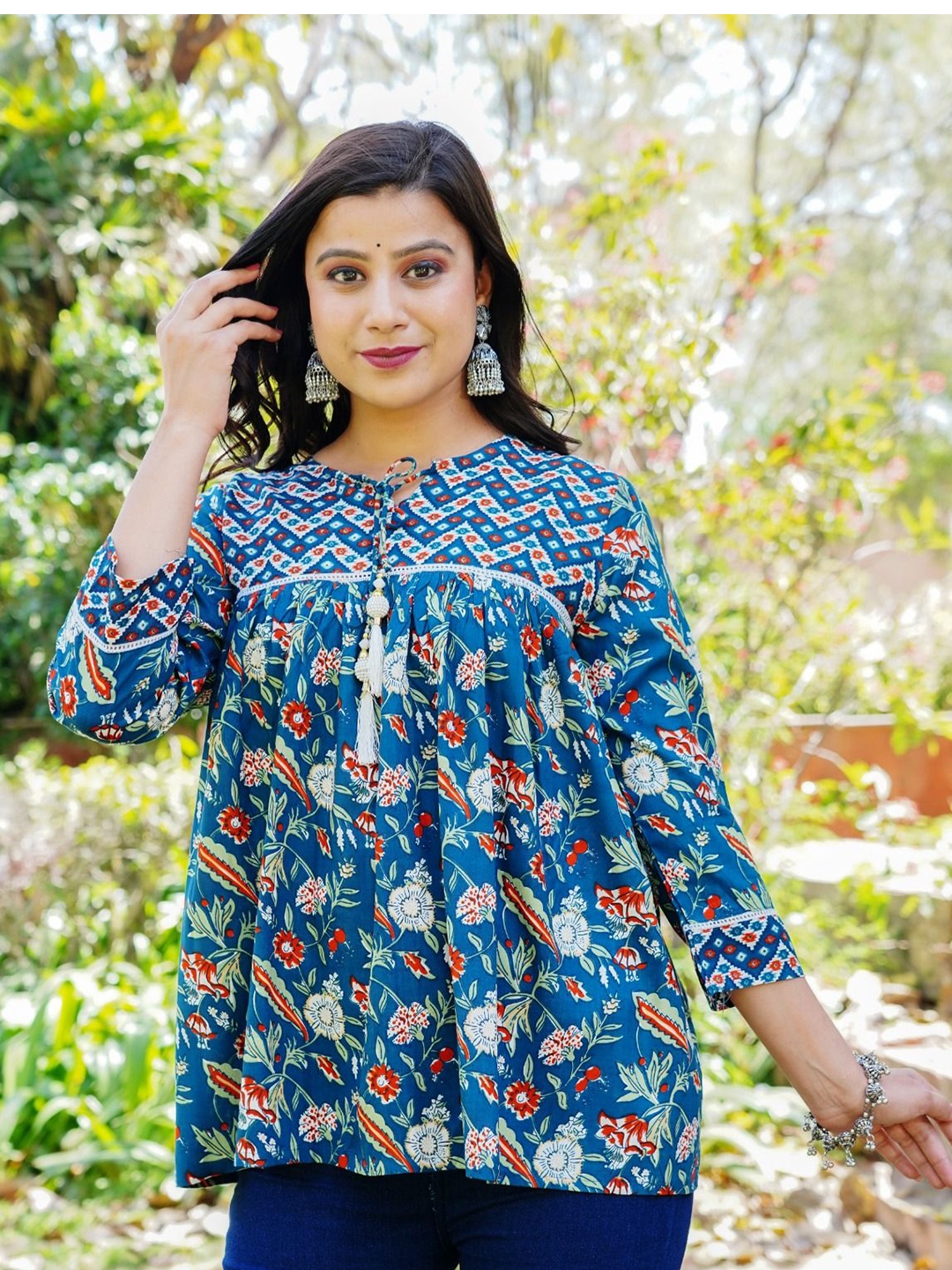 

ANNU PARIDHAN Women Floral Print Top, Teal