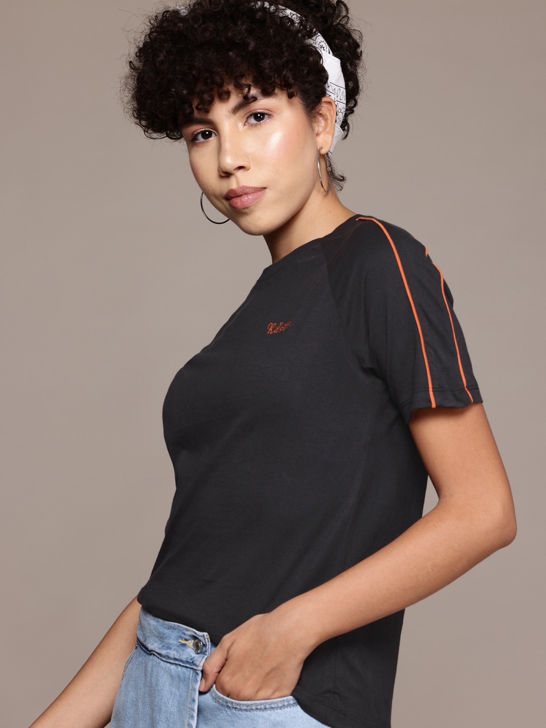 

Roadster Pure Cotton Raglan Sleeve T-shirt, Black