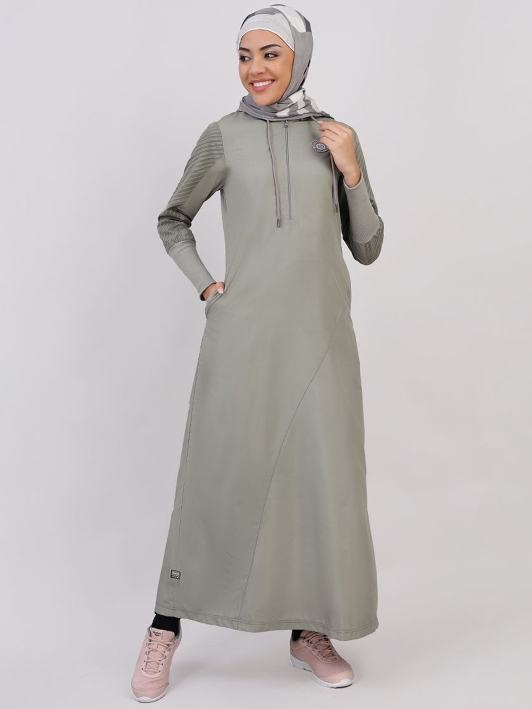 

IDH London Detachable Hooded Burqa With Scarf, Grey