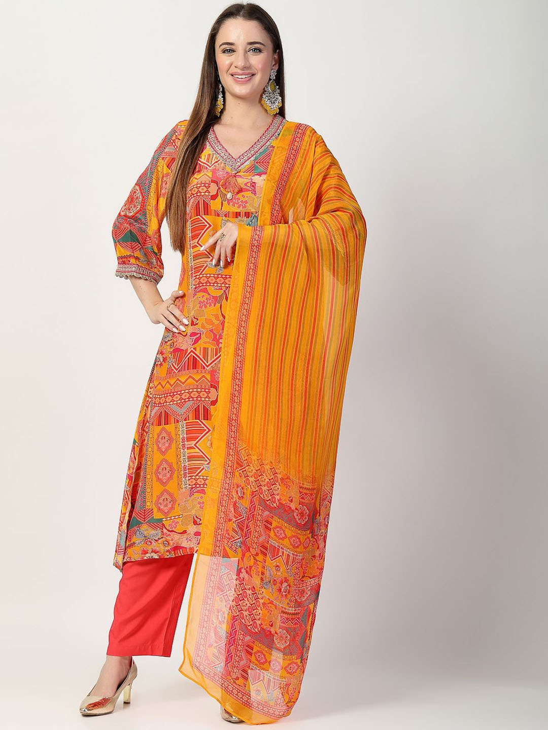 

COSMIC TRIO Abstract Printed Straight Kurta With Trouser & Dupatta, Orange