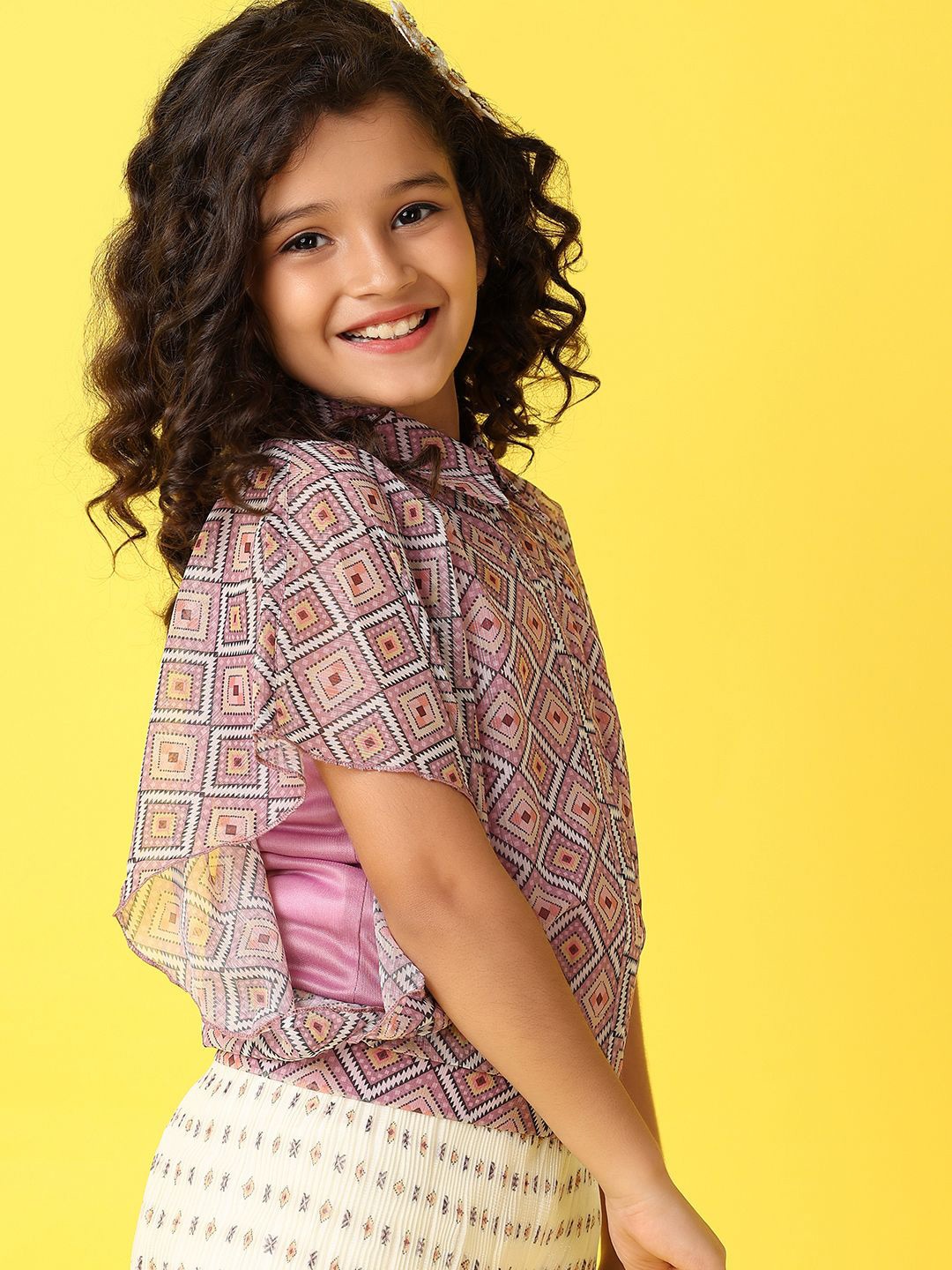 

V-Mart Girls Printed Top with Trousers, Pink