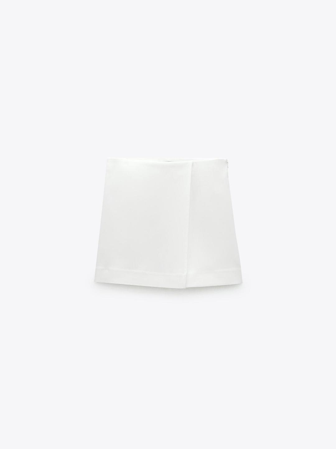 

ZARA Women White Shorts