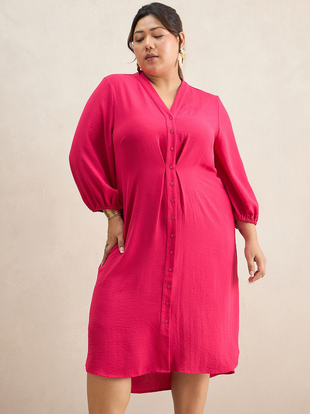 

FEMMELLA Solid Plus Size V-Neck Bishop Sleeves Knee Length Shirt Dresses, Pink