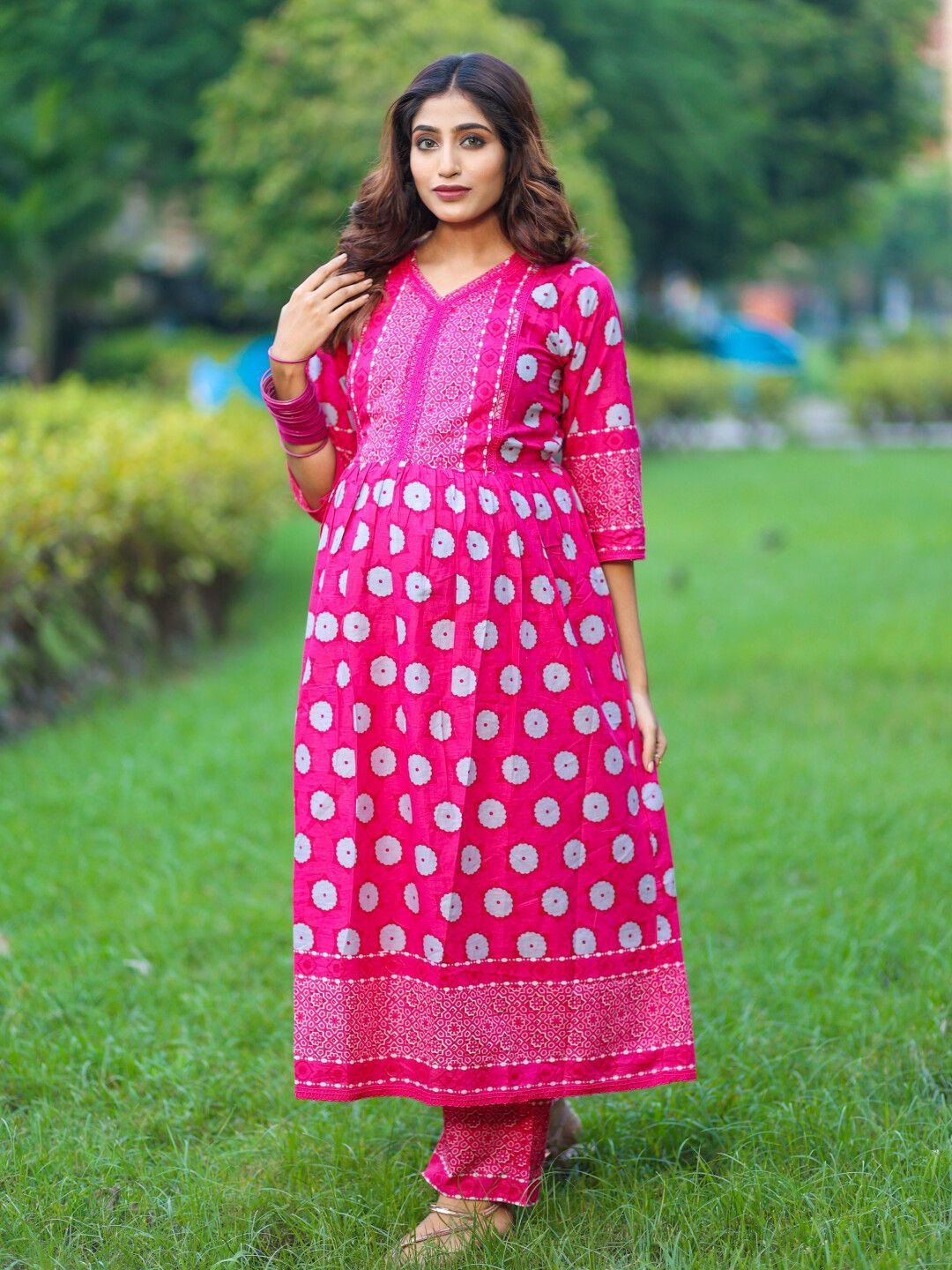 

Aujjessa Floral Printed Regular Pure Cotton Anarkali Maternity Kurta with Trousers, Fuchsia