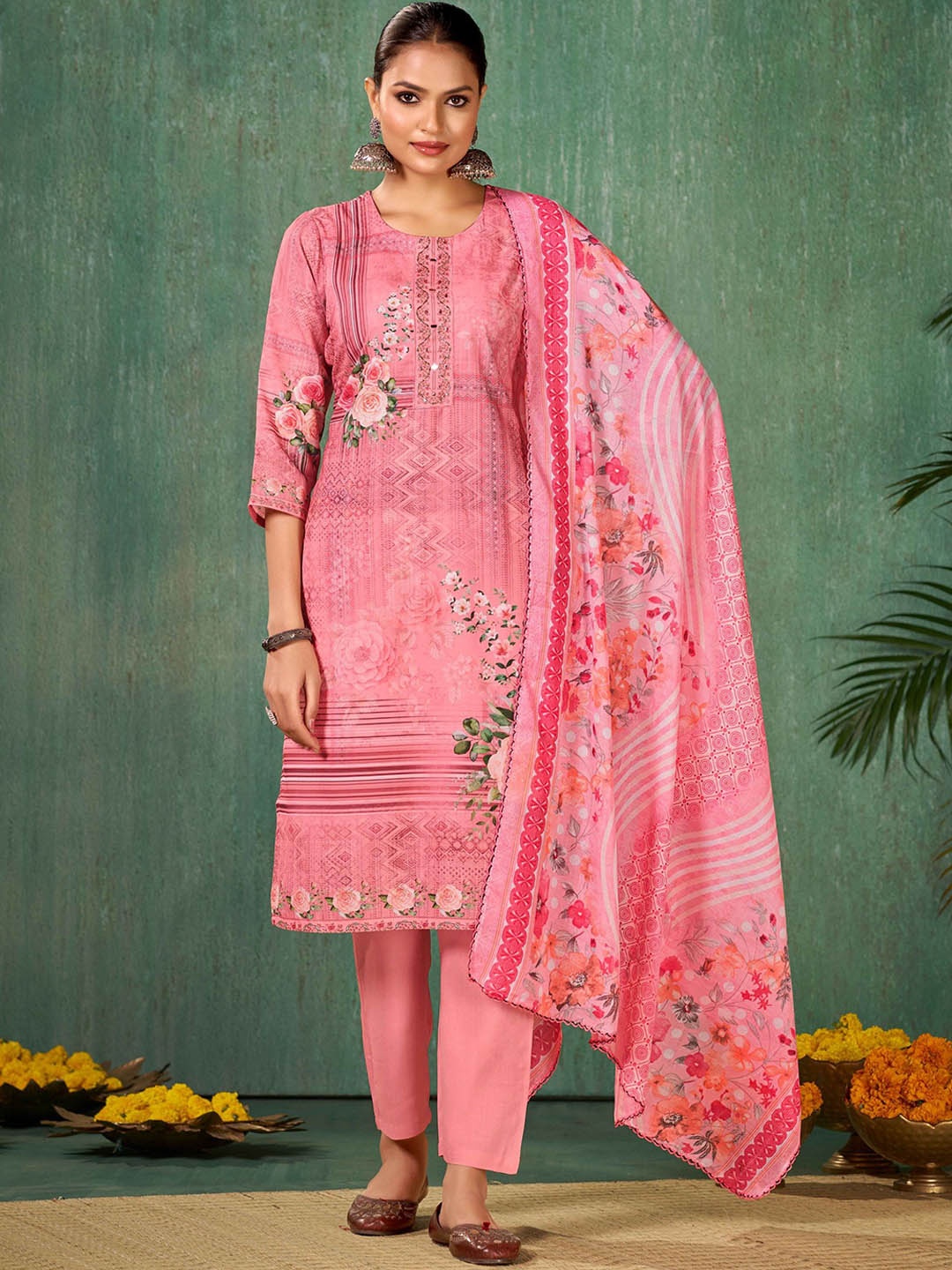 

Anouk Floral Printed Regular Pure Cotton Straight Kurta with Trousers & Dupatta, Pink