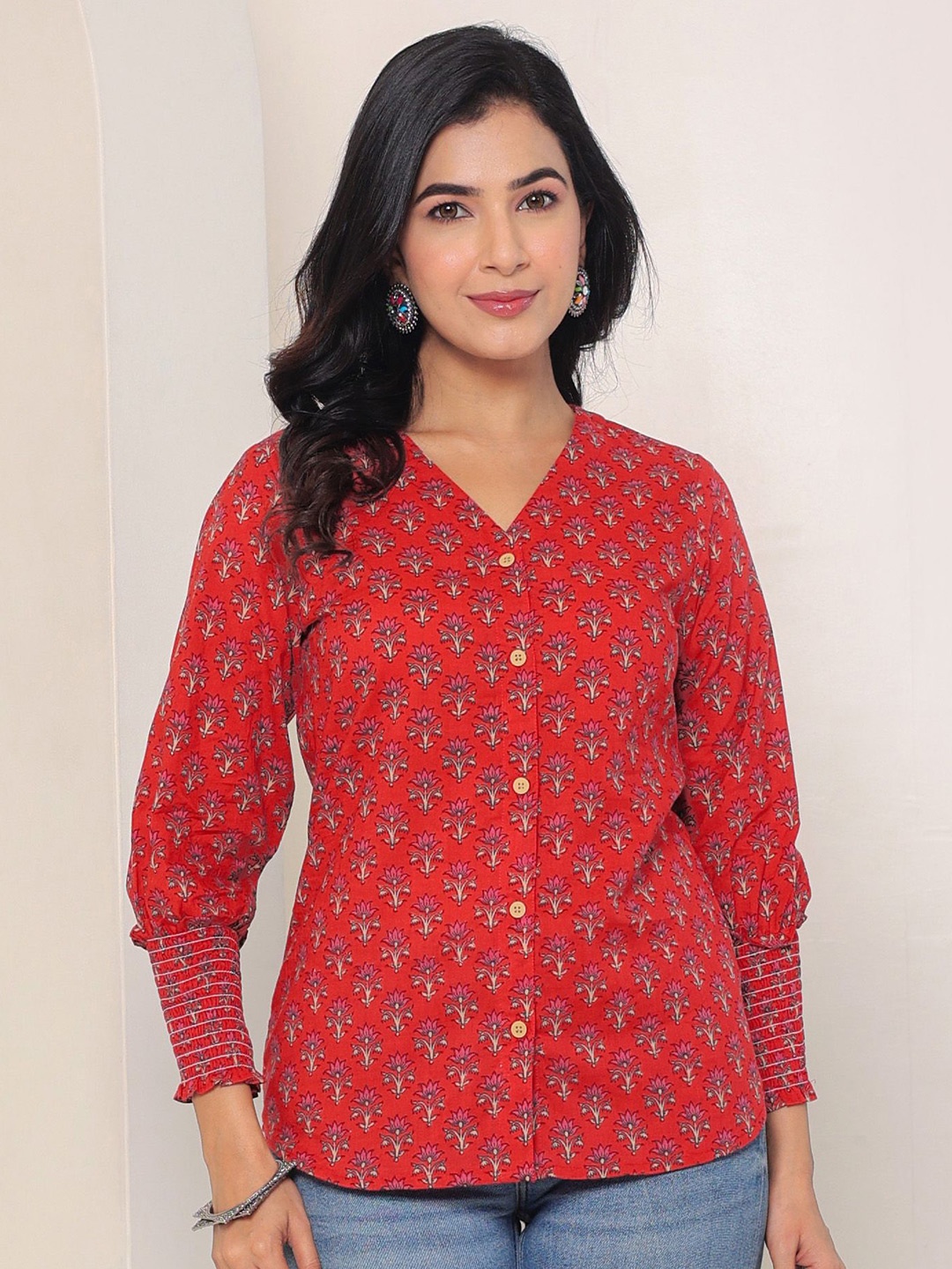 

GULAB CHAND TRENDS Women Relaxed Floral Opaque Printed Casual Shirt, Red