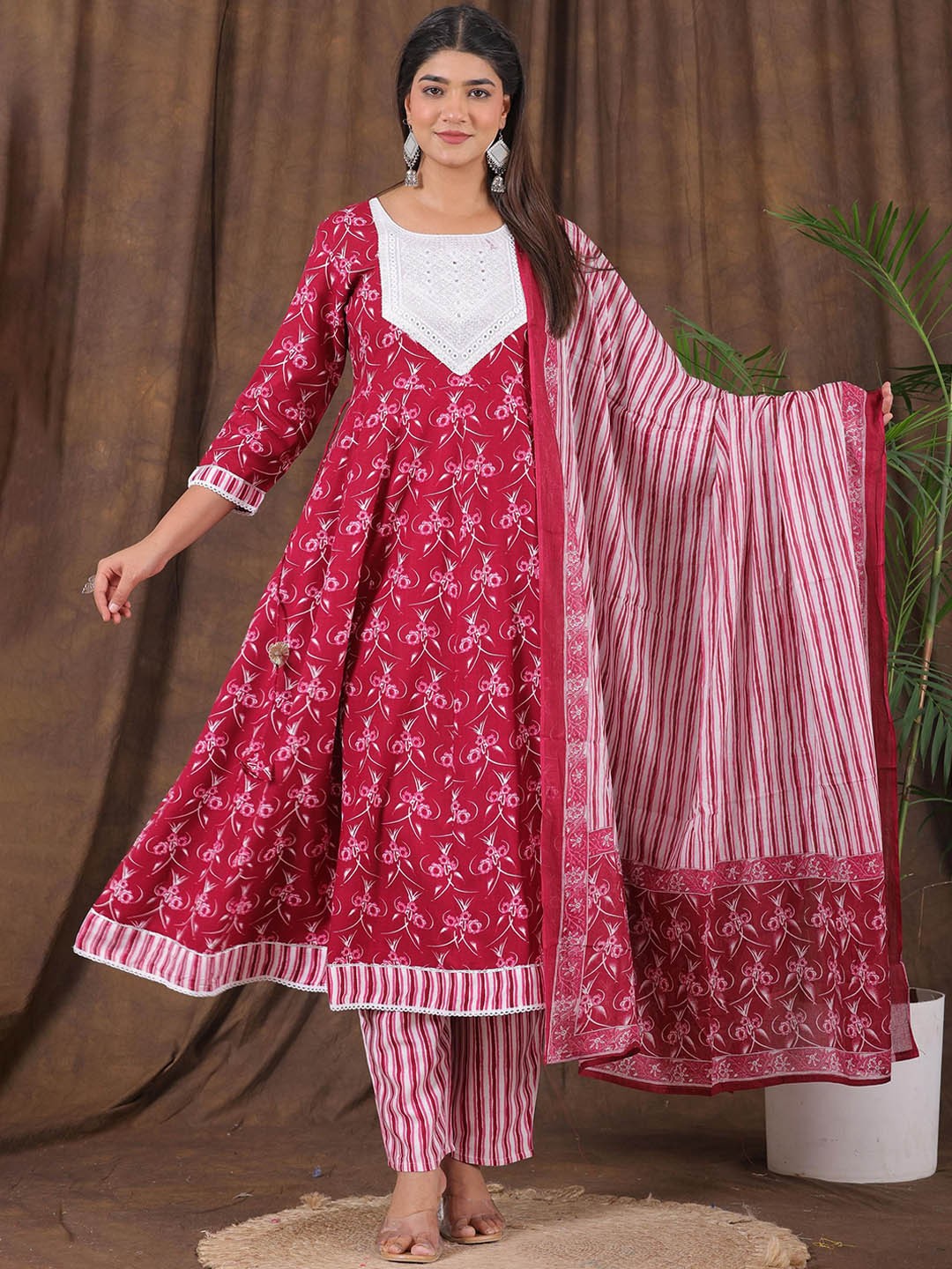 

PARTHVI Floral Printed Mirror Work Anarkali Kurta with Trousers & Dupatta, Maroon