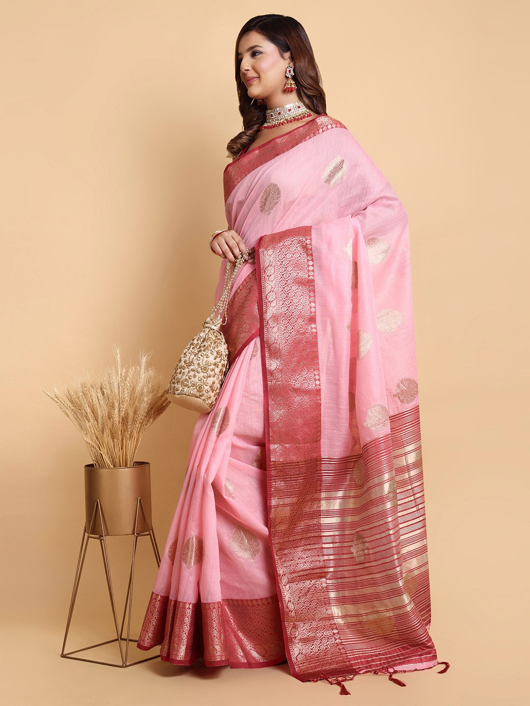 

Sarisp Women Ethnic Motifs Zari Pure Silk Banarasi Saree, Pink