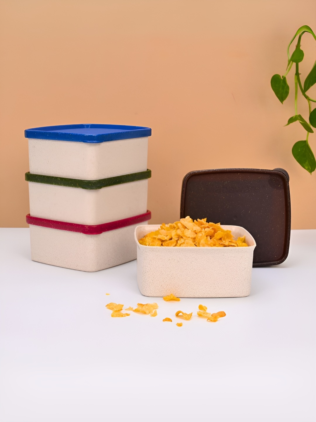 

eha Off White 4 Pieces Printed Easy to Clean Fridge Containers-500 ml