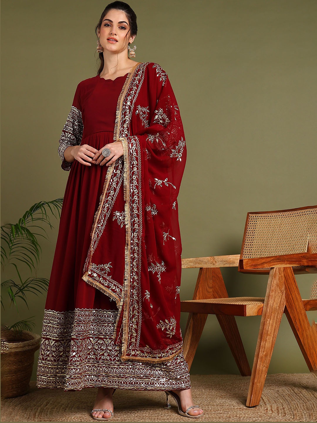 

BHARODIYA ENTERPRISES Embroidered Regular Georgette Anarkali Kurta with Trousers & Dupatta, Maroon