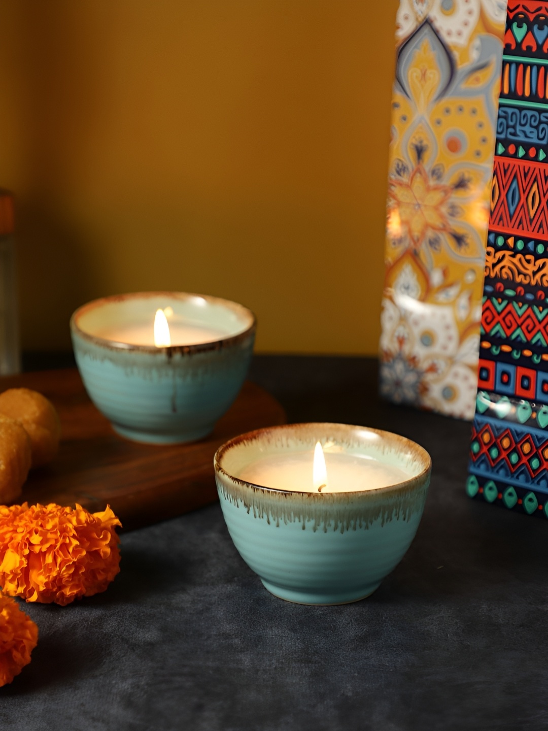 

VarEesha Green & Blue 2 Pieces Printed Scented Ceramic Diya Candles