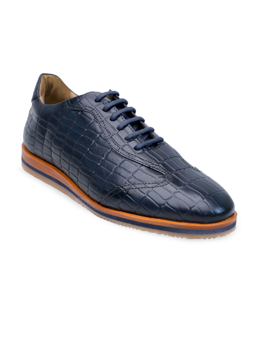 

mccoy Men Textured Leather Derbys, Blue