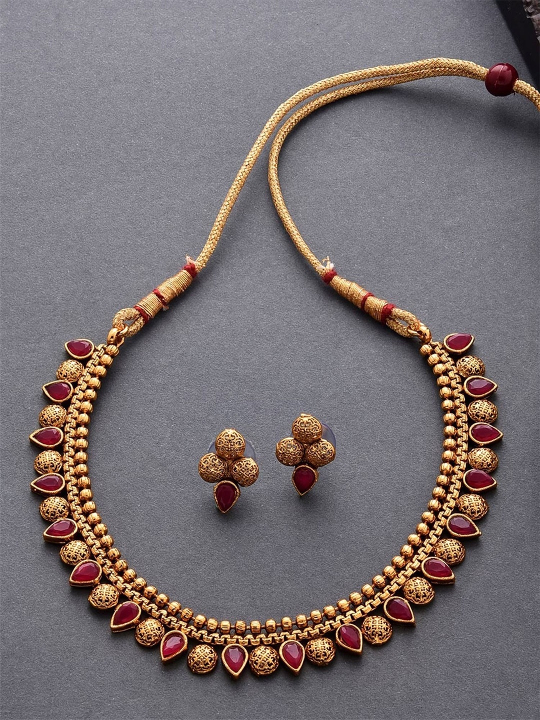 

Fashion Frill Gold-Plated Stainless Steel Stones Studded Jewellery Set