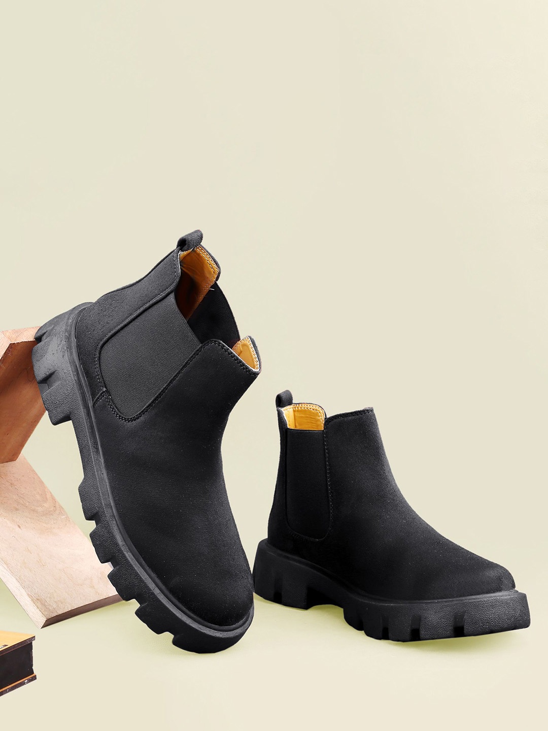 

Bxxy Men Chelsea Slip-on Flatform Boots, Black