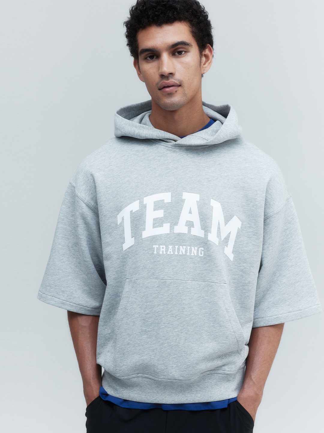 

H&M Men Oversized Fit Sports Hoodie, Grey