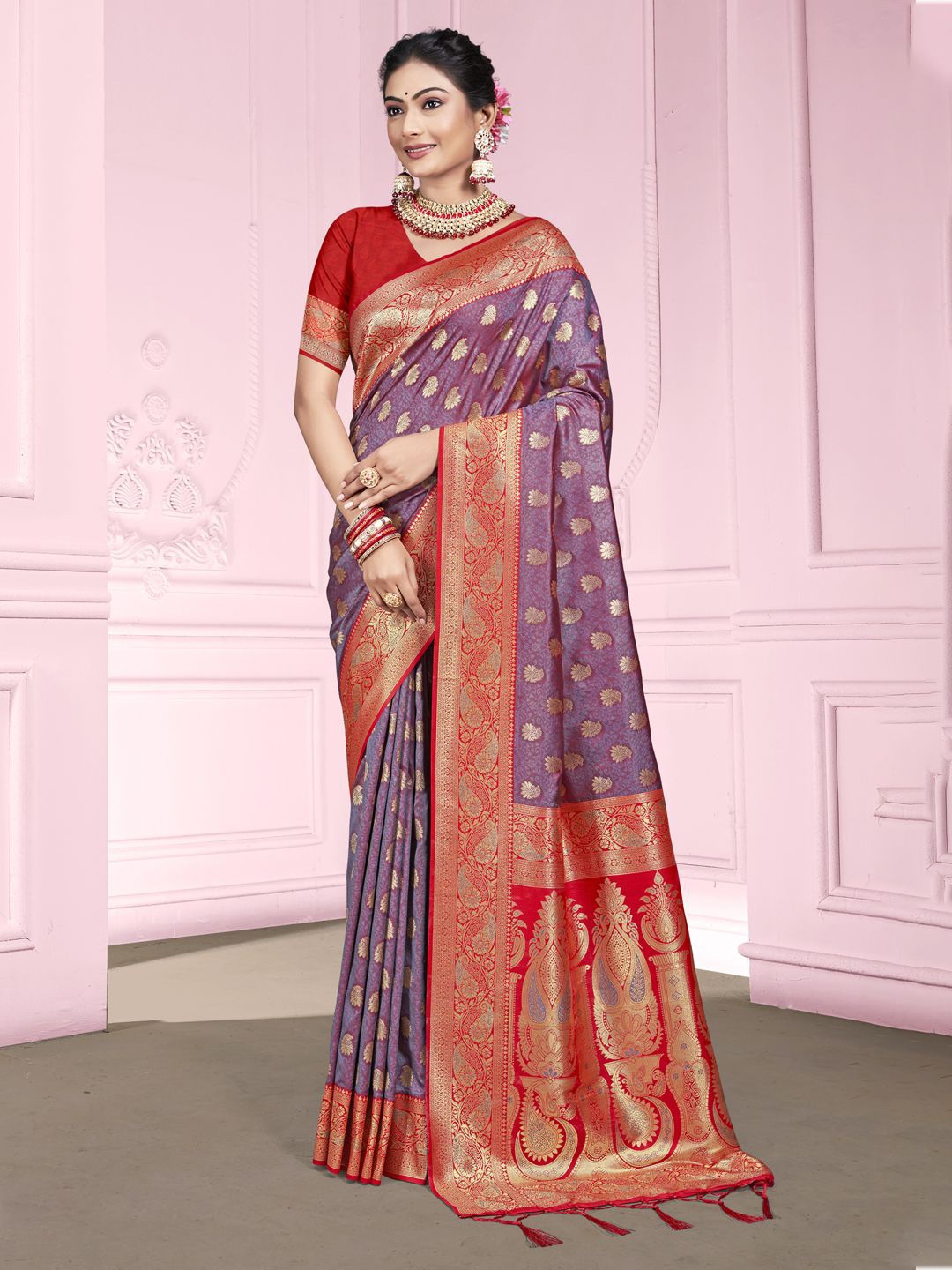 

Ishin Floral Zari Silk Blend Saree, Lavender