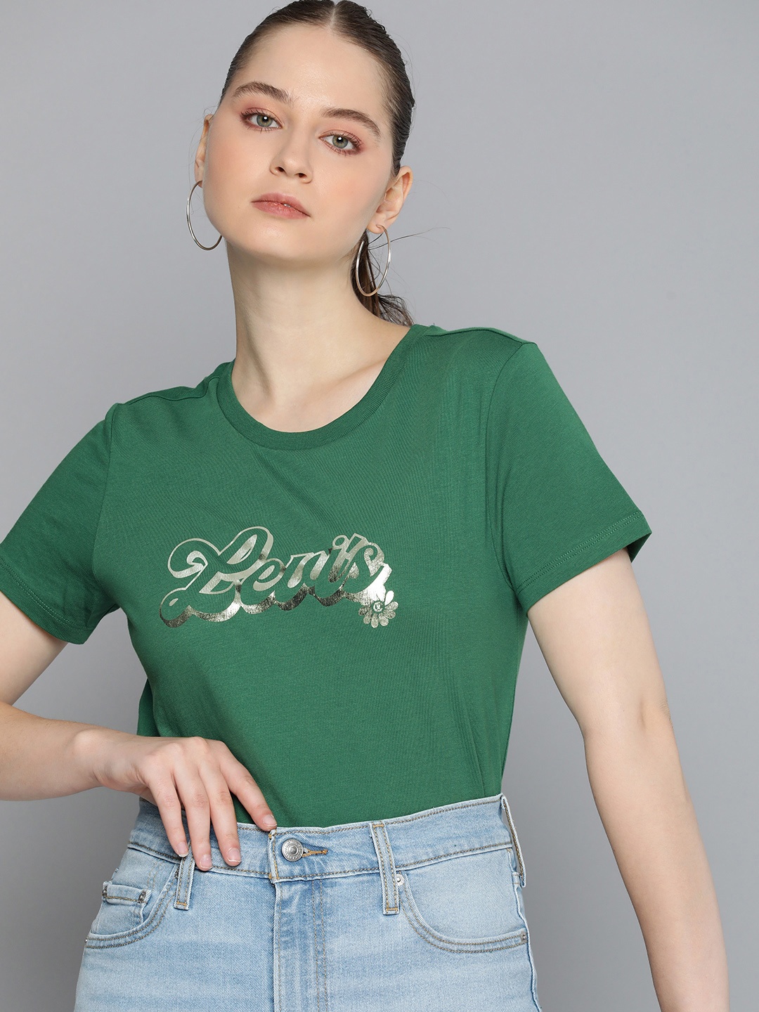 

Levis Pure Cotton Brand Logo Printed Casual T-shirt, Green