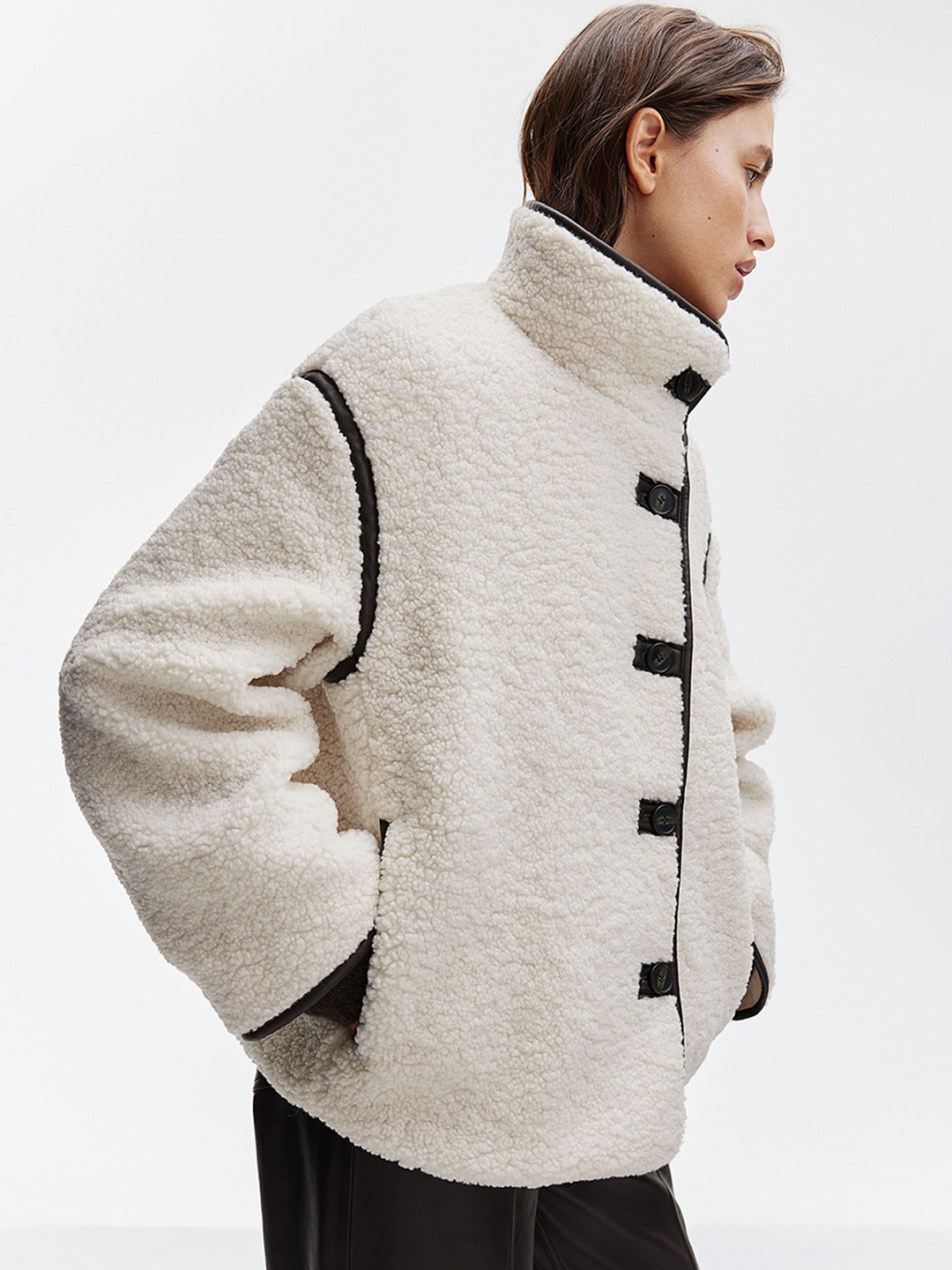 

H&M Loose-Fit Teddy Jackets, Cream