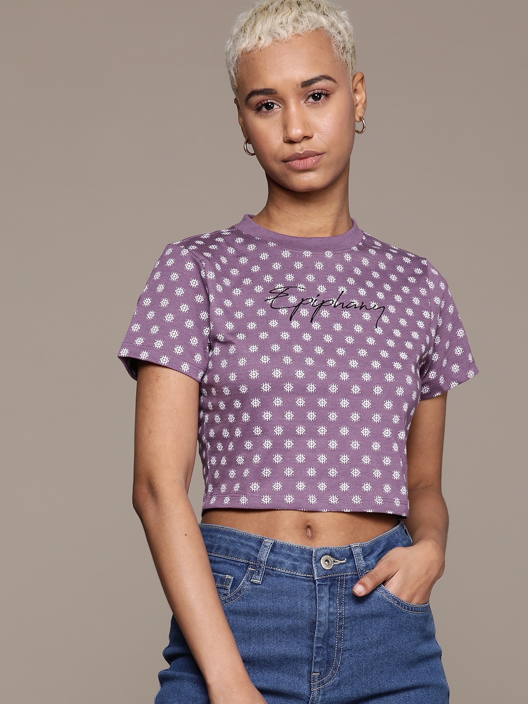 

The Roadster Lifestyle Co. Printed Slim Fit Crop T-shirt, Purple