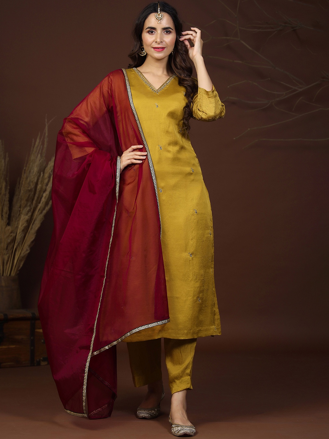 

KYETH Paisley Embroidered Zari Straight Kurta With Trousers & Dupatta, Gold