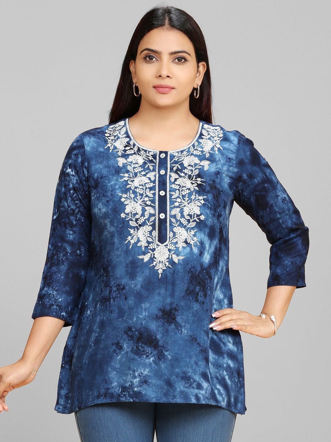 

COTTON CULTURE Floral Embroidered Kurti, Navy blue