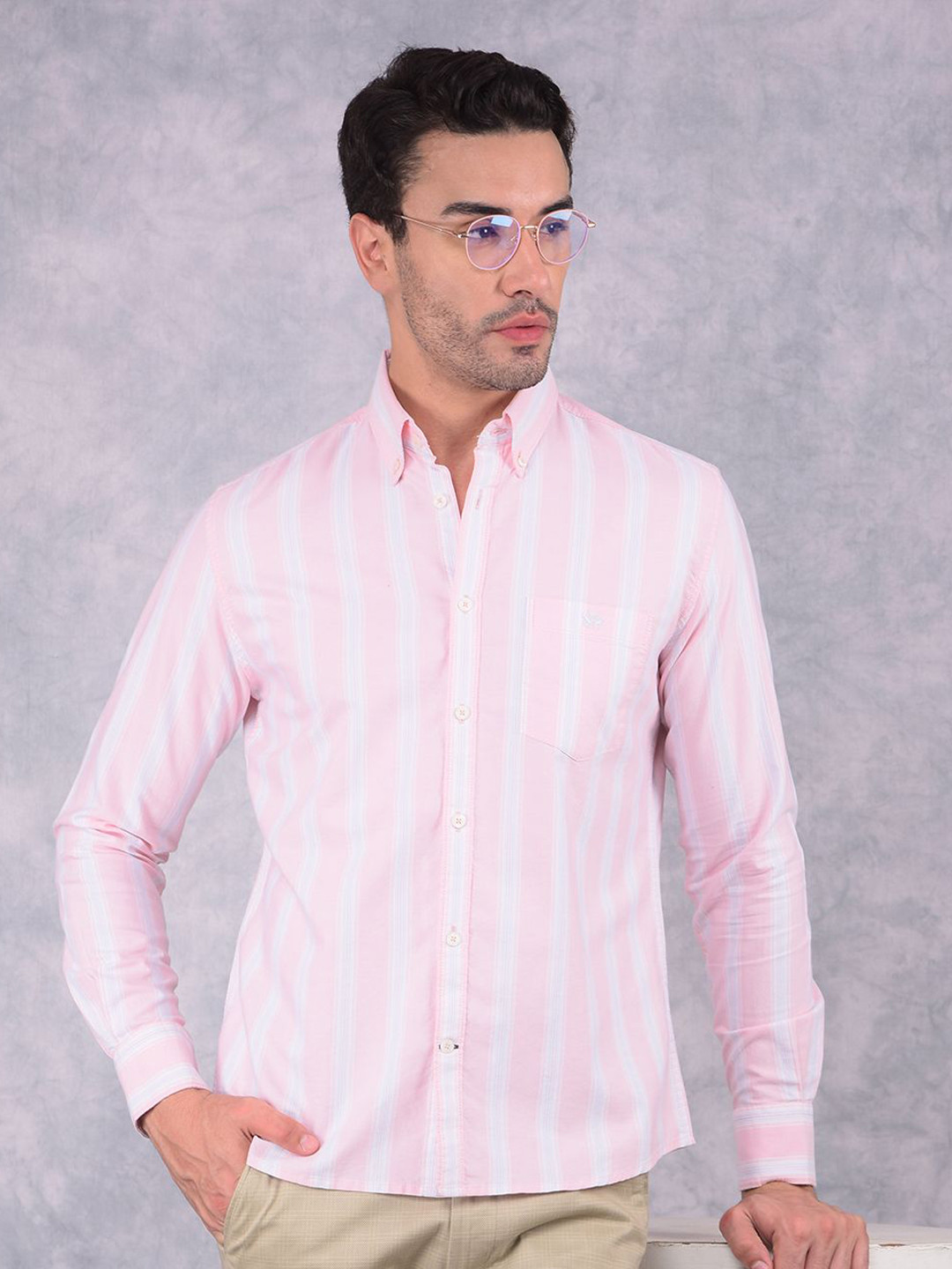 

Crimsoune Club Men Smart Button-Down Collar Vertical Striped Cotton Slim Fit Casual Shirt, Pink