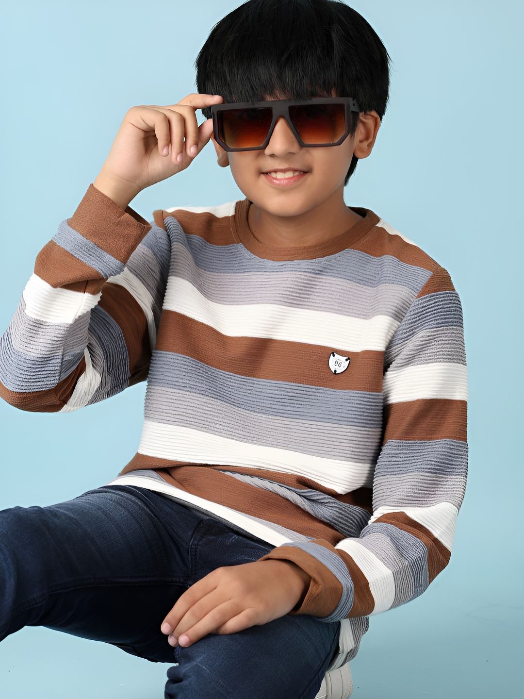 

V-Mart Boys Striped Round Neck T-shirt, Brown