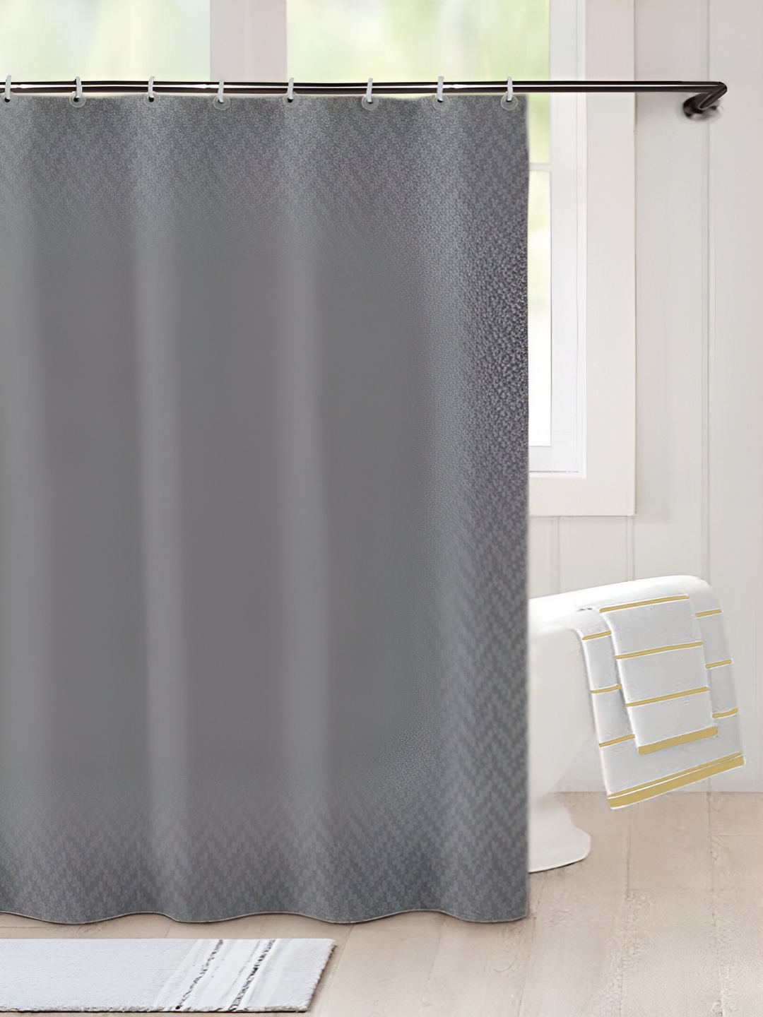 

Lushomes Grey Zig-Zag Patterned Shower Curtains
