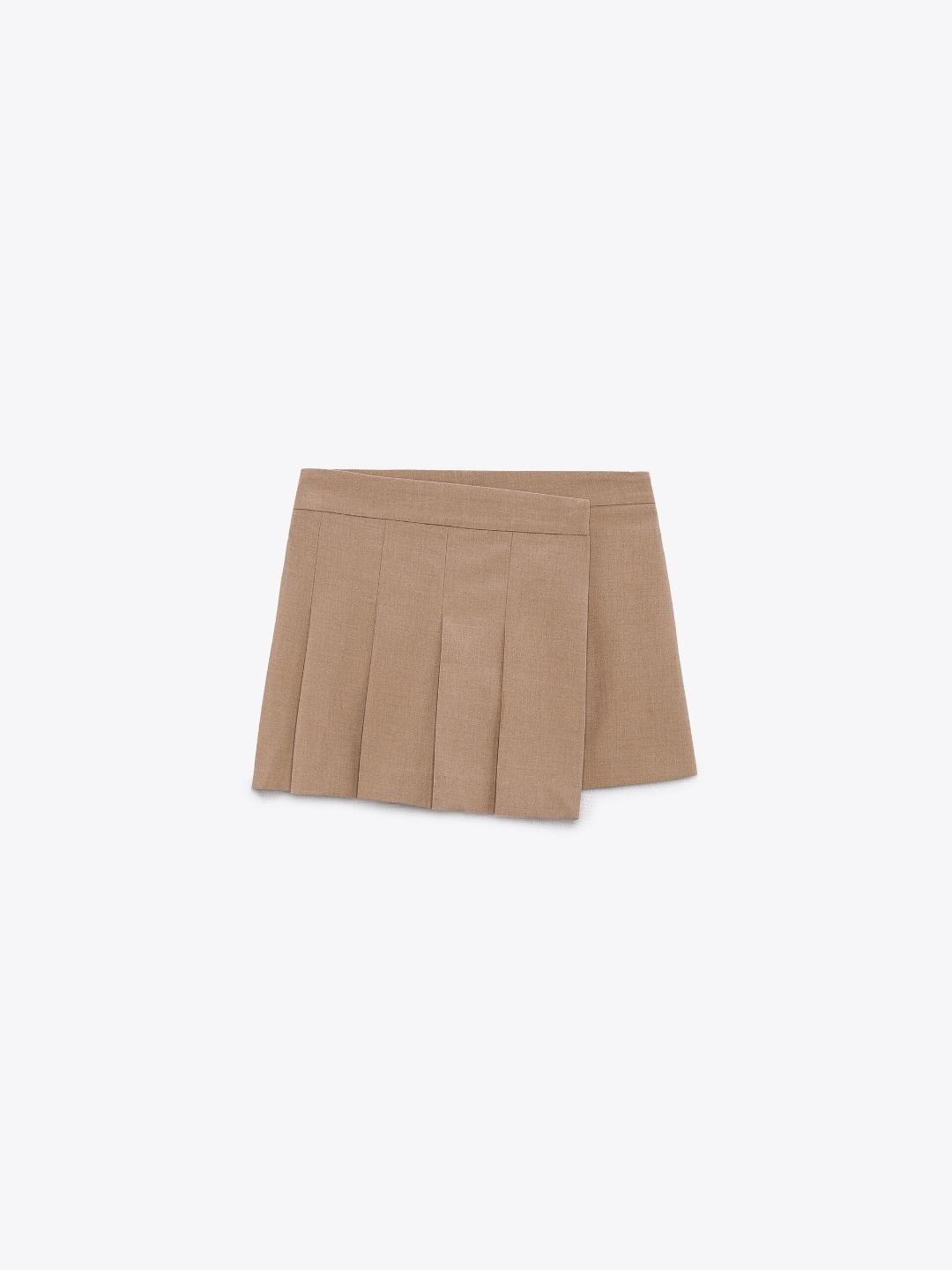 

ZARA Women Shorts, Na