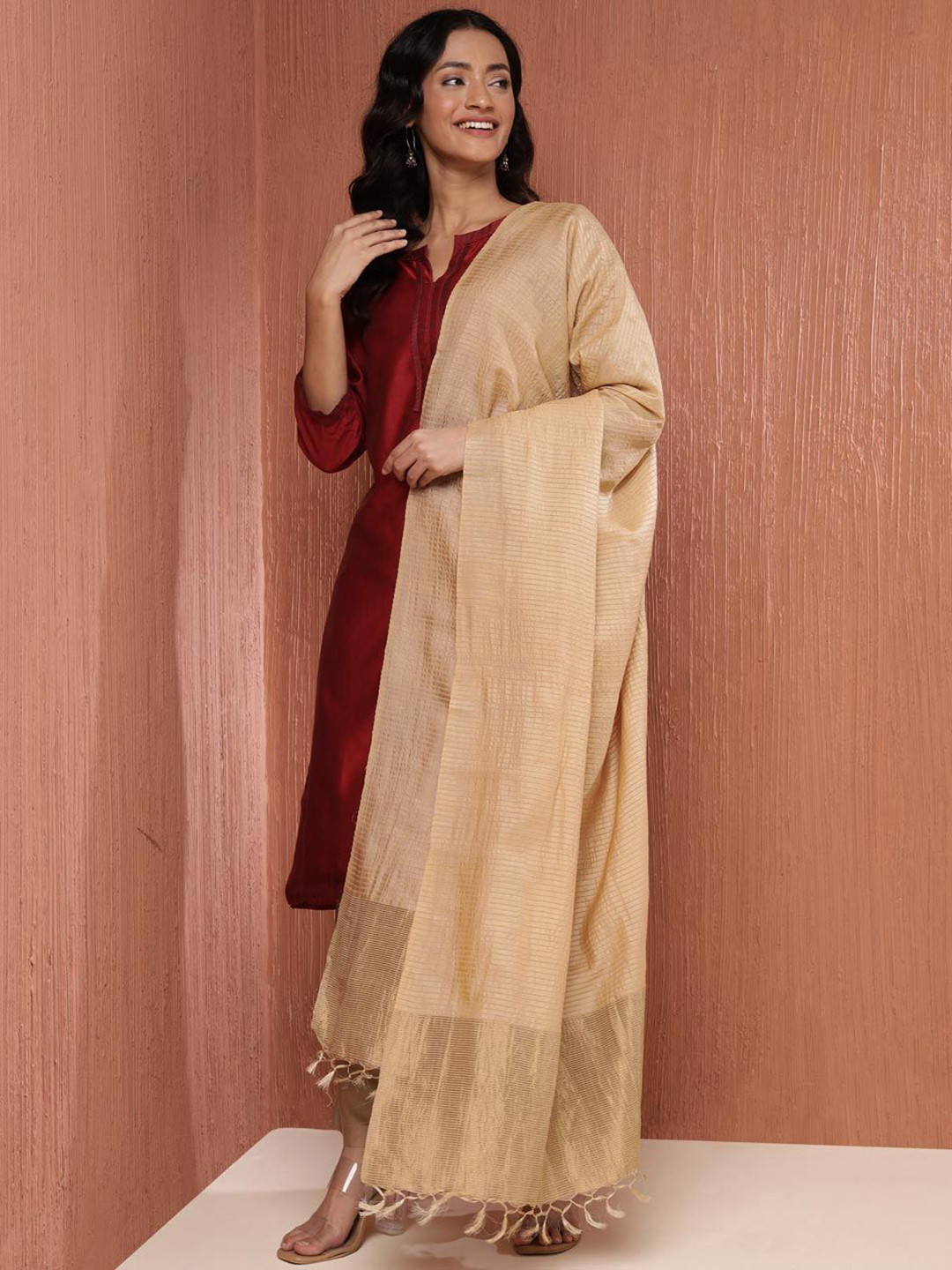 

Fabindia Striped Zari Dupatta, Beige