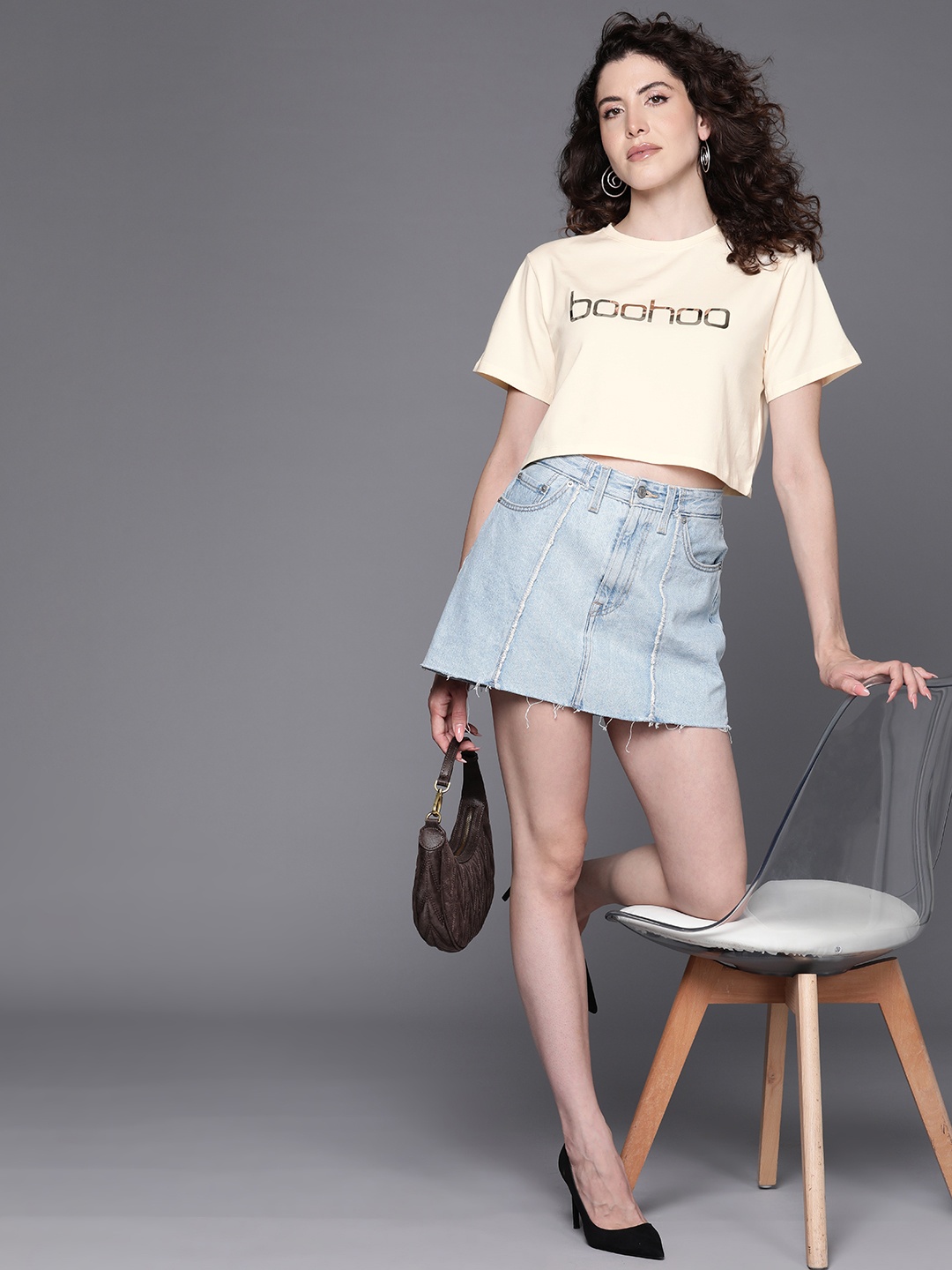 

Boohoo Logo Print Boxy Crop T-shirt, Cream