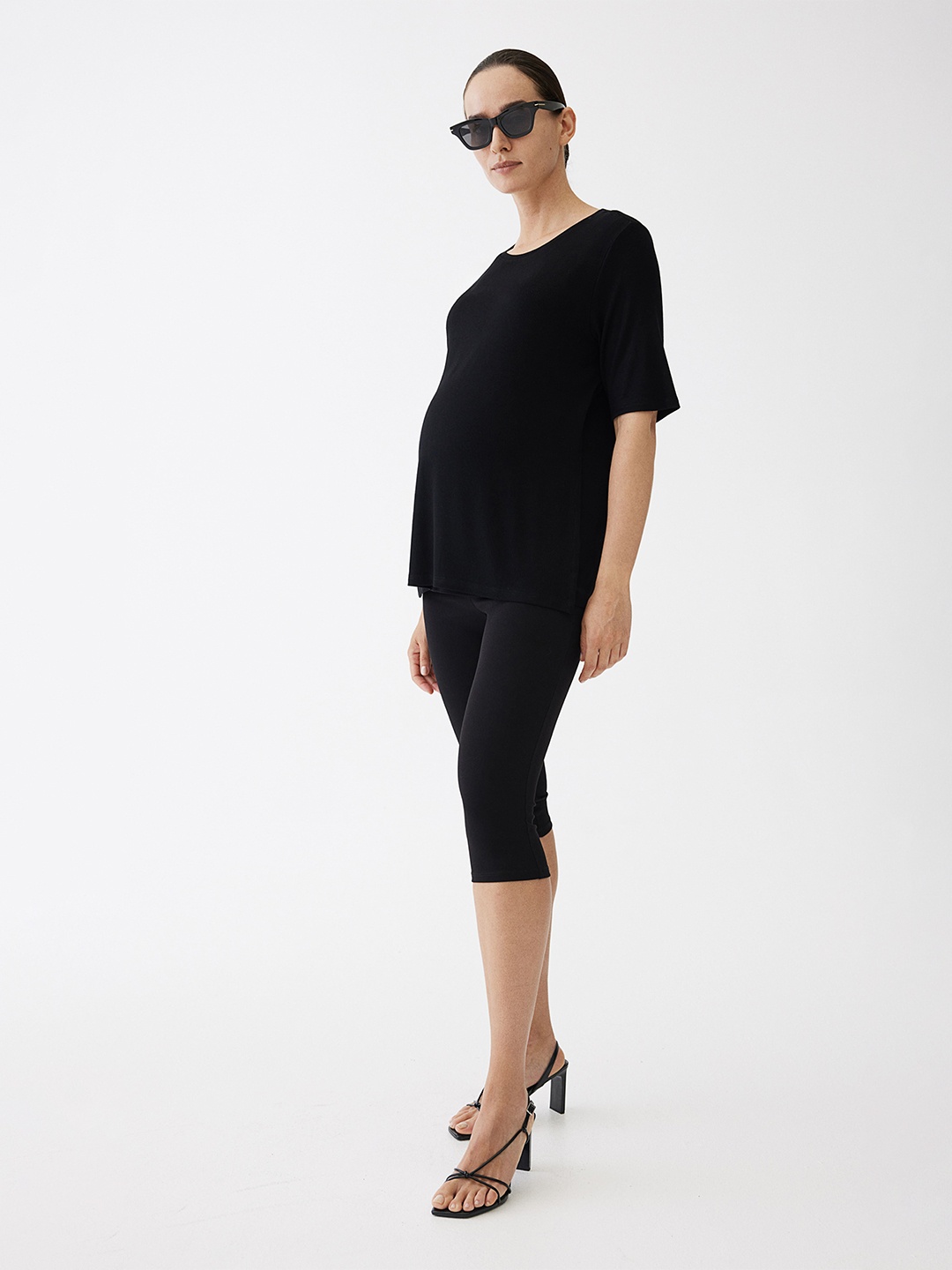 

H&M MAMA Before & After Nursing Top, Black