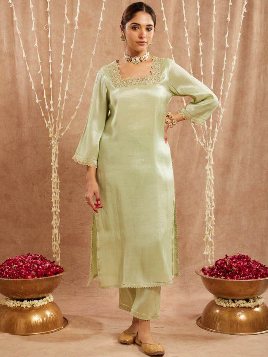 

NERO Square Neck Embroidered Thread Work Straight Kurta, Lime green
