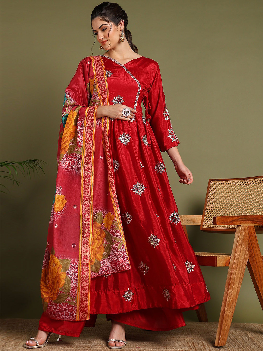 

BHARODIYA ENTERPRISES Embroidered Regular Georgette Anarkali Kurta with Sharara & Dupatta, Red